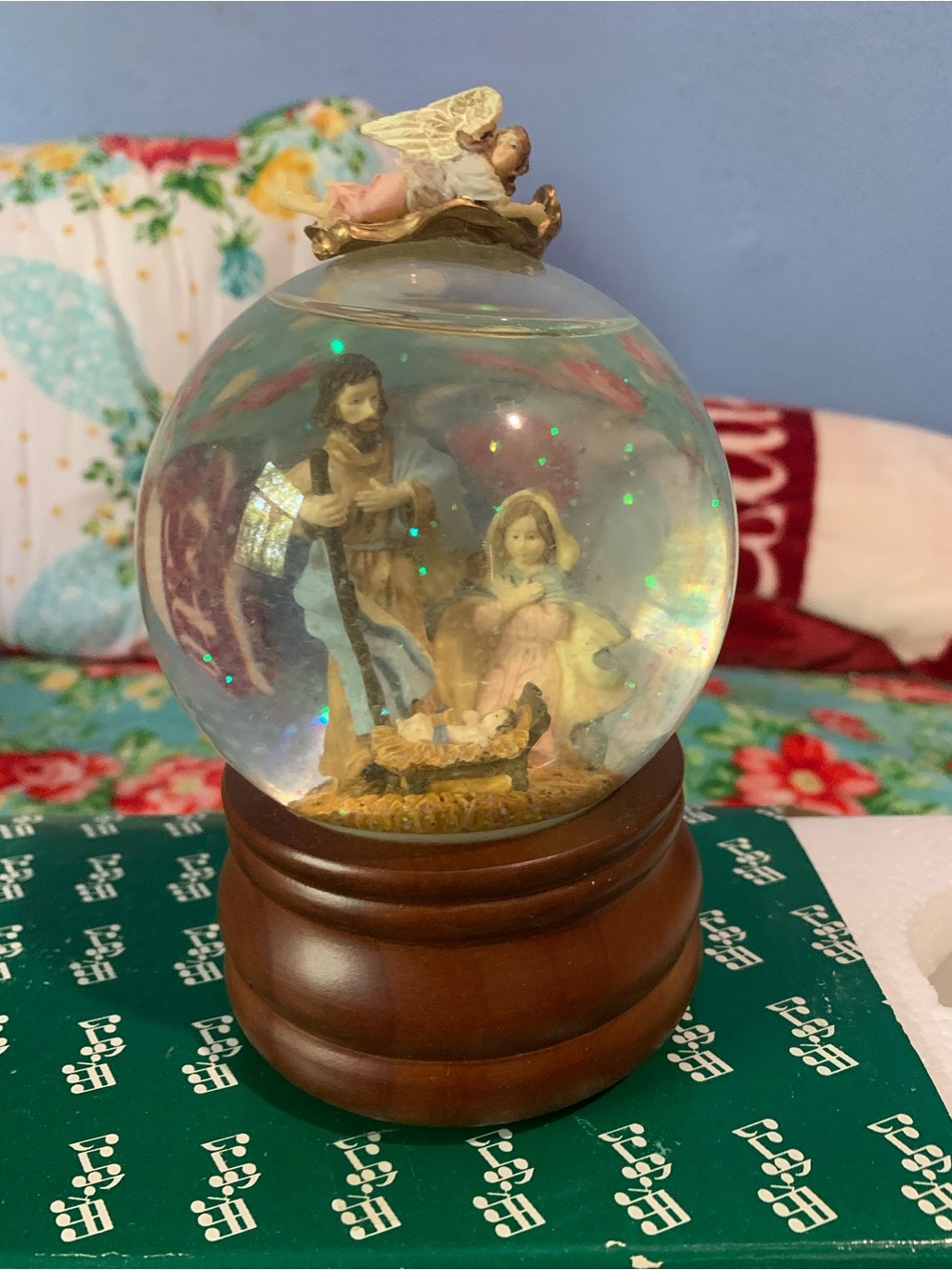 Vintage San Francisco Music Box Co Glitter Waterglobe Oh Holy Night Nativity
